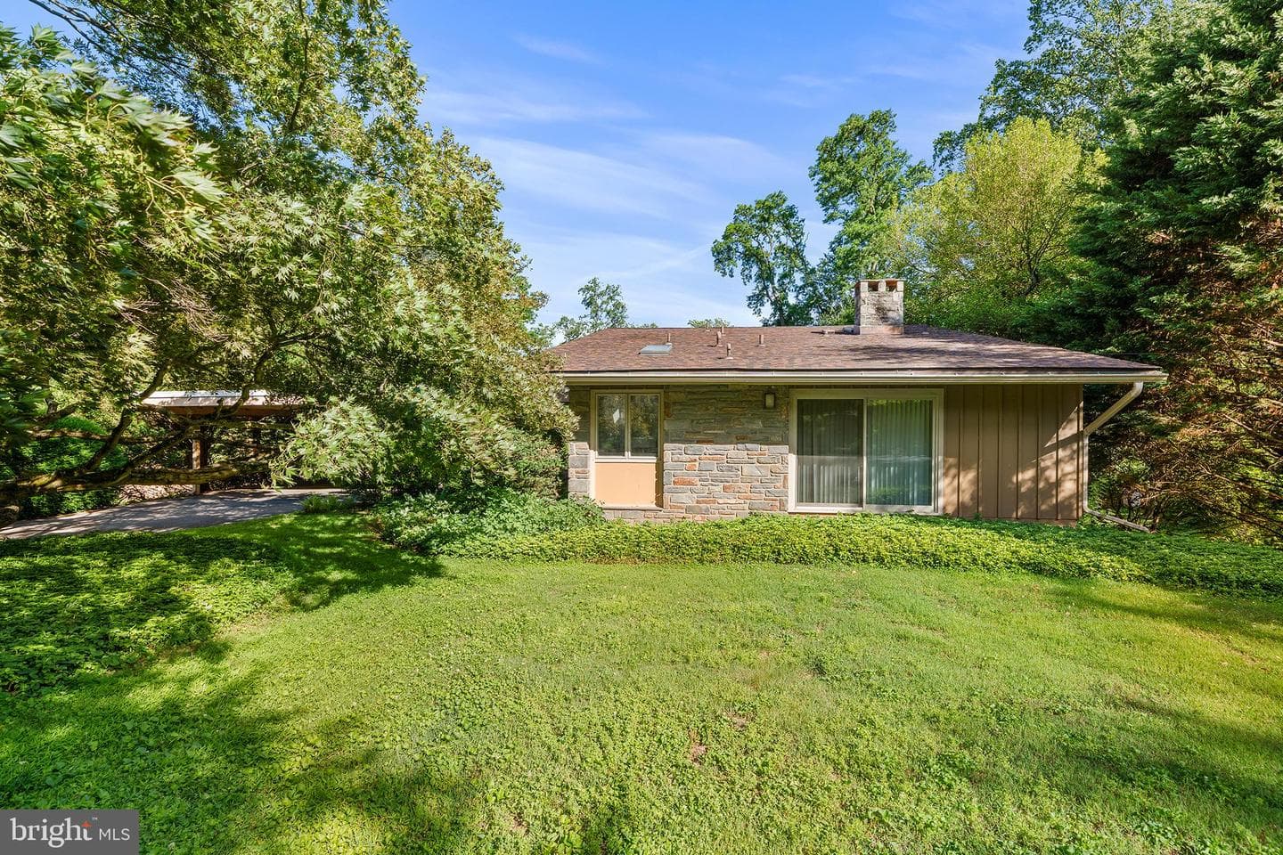 129 Locust Grove Road photo 38