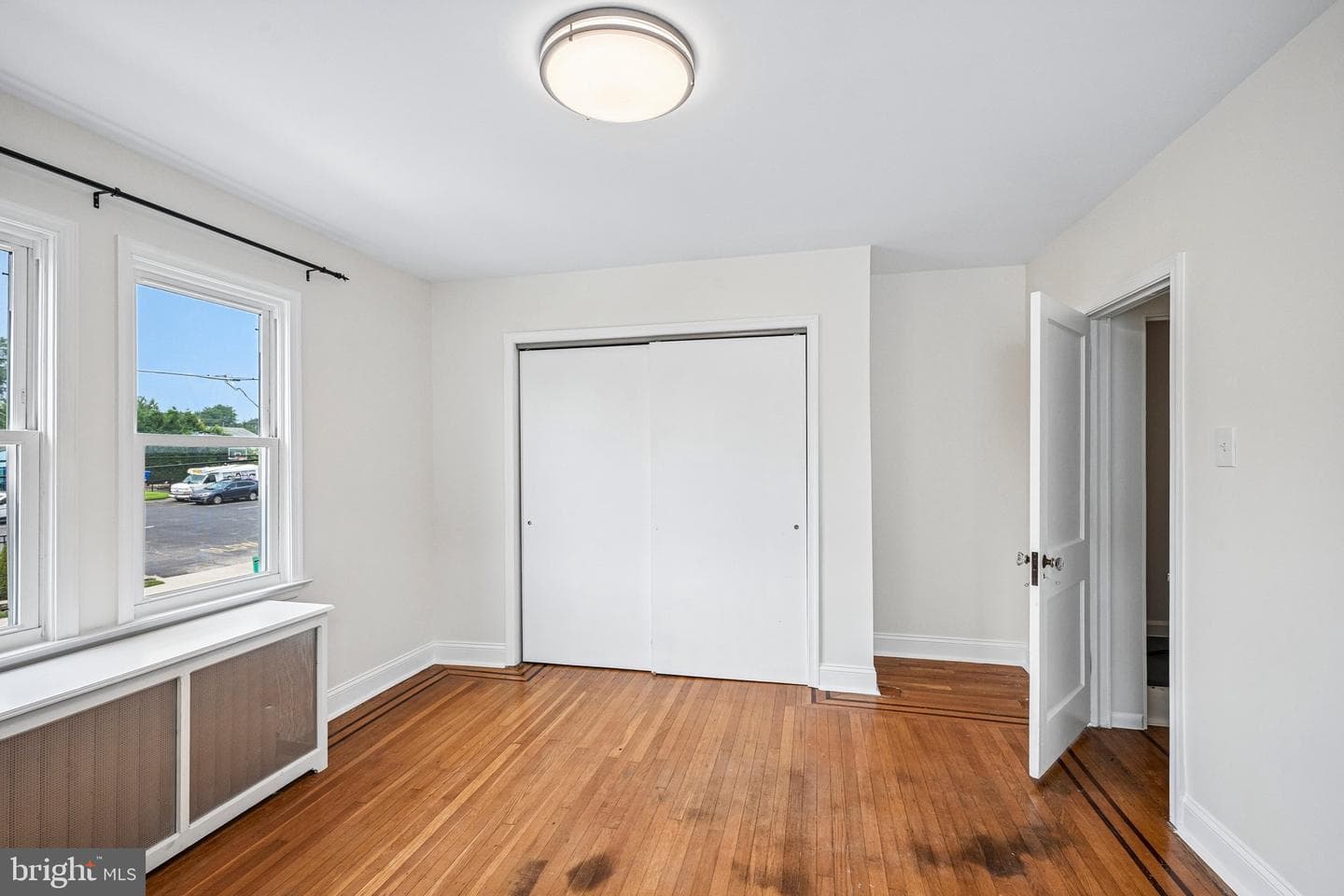 415 Sagamore Road photo 16