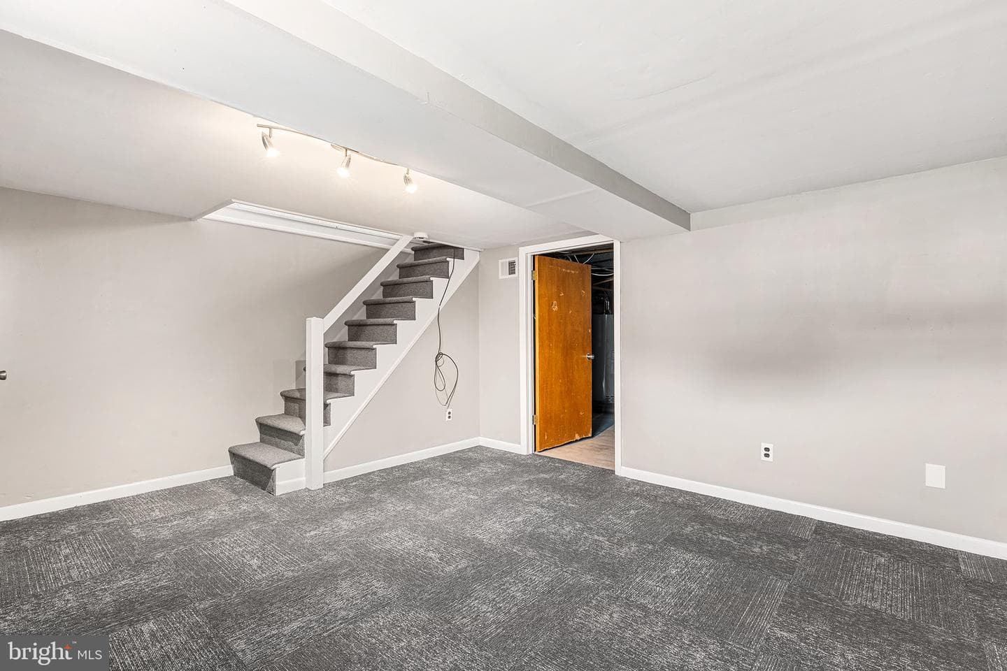 621 Beech Avenue photo 13