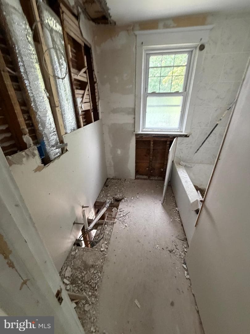 833 Morgan Avenue photo 13
