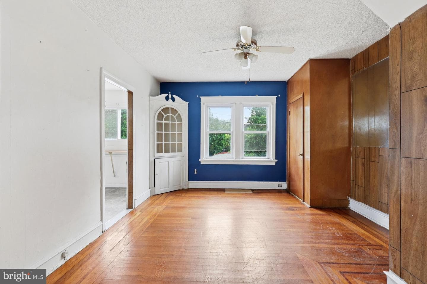 667 Rose Street photo 7