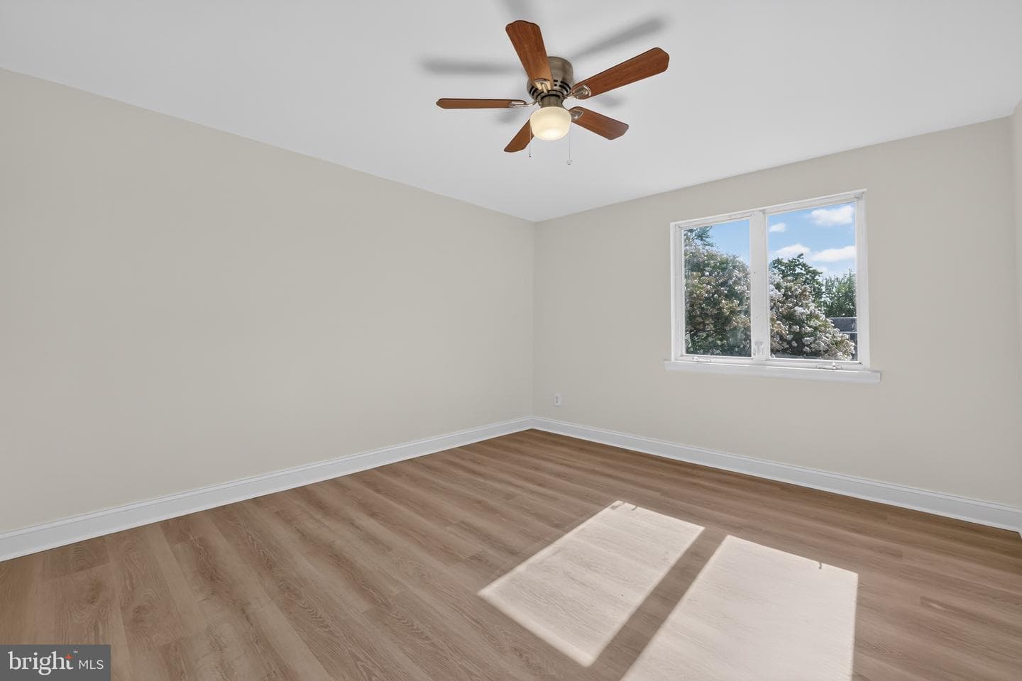 740 Taylor Drive photo 12