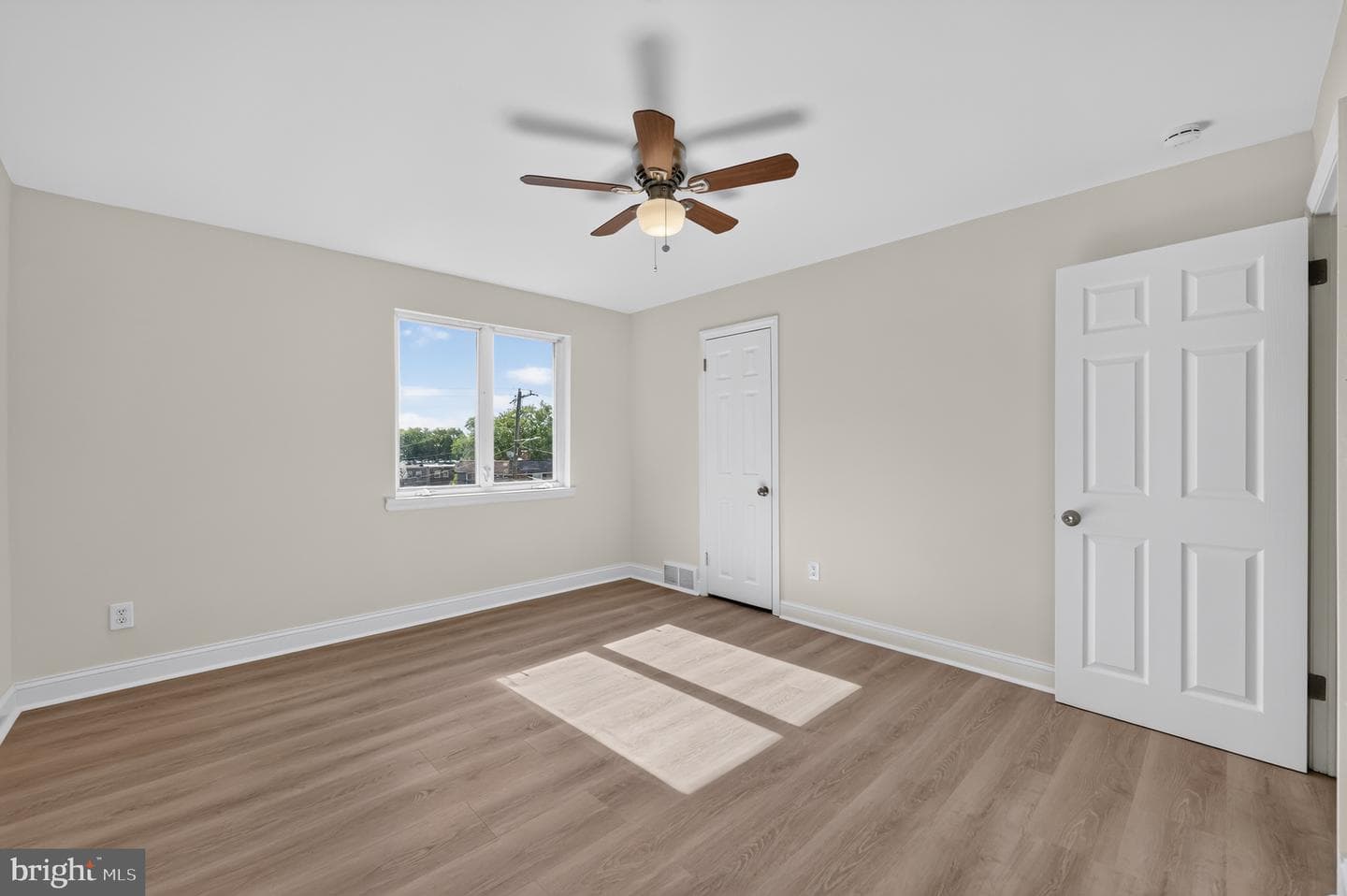 740 Taylor Drive photo 13