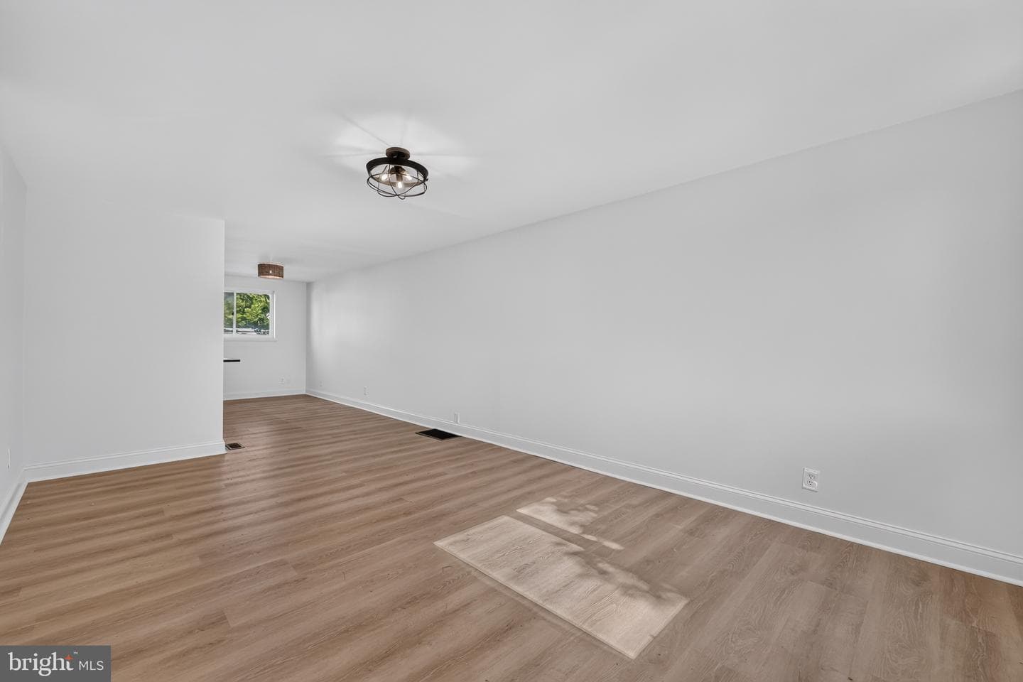 740 Taylor Drive photo 5