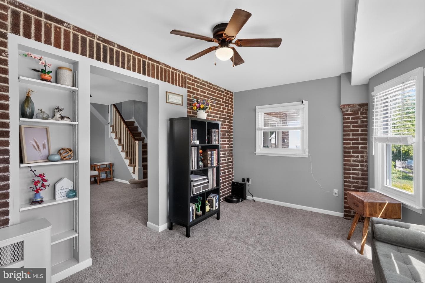 1100 Harding Drive photo 3