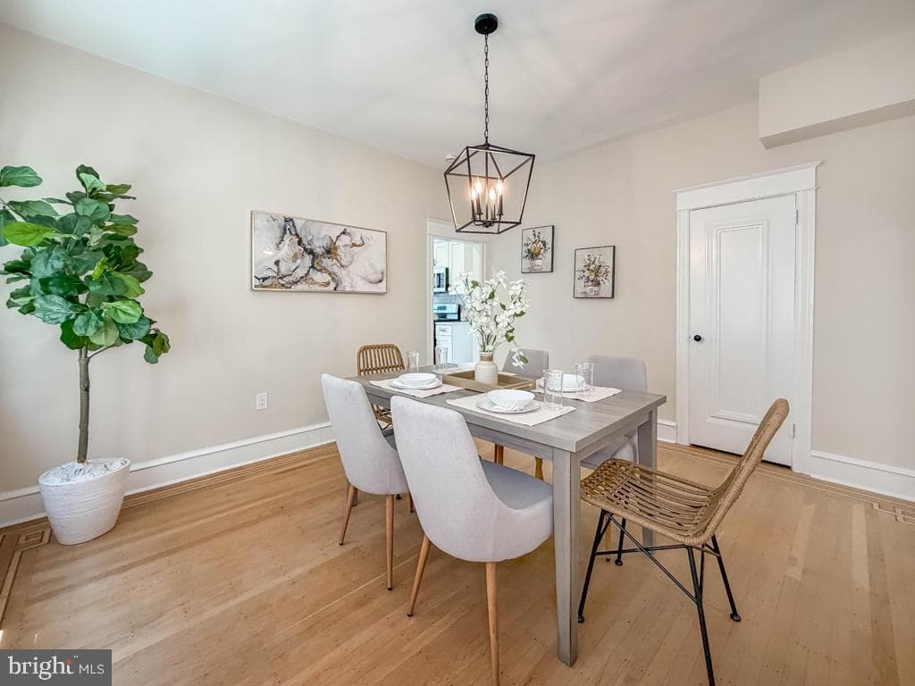 1042 Duncan Avenue photo 13