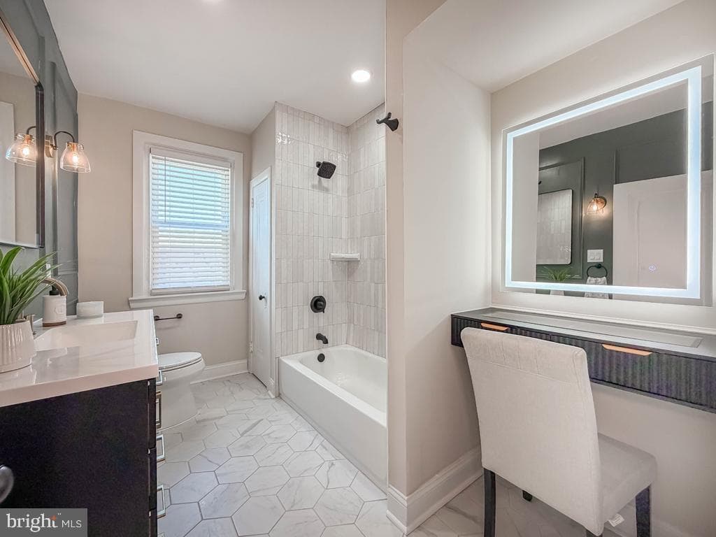1042 Duncan Avenue photo 18