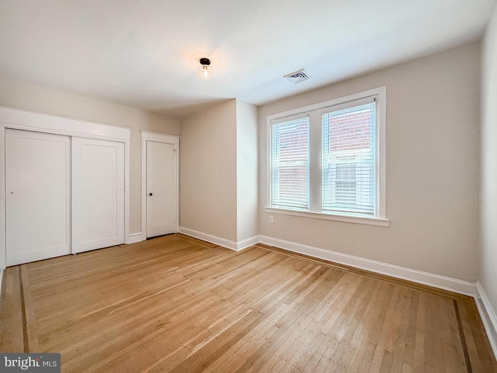 1042 Duncan Avenue photo 33