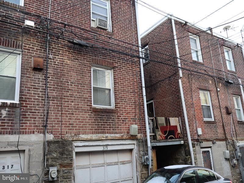 319 Avon Road photo 12