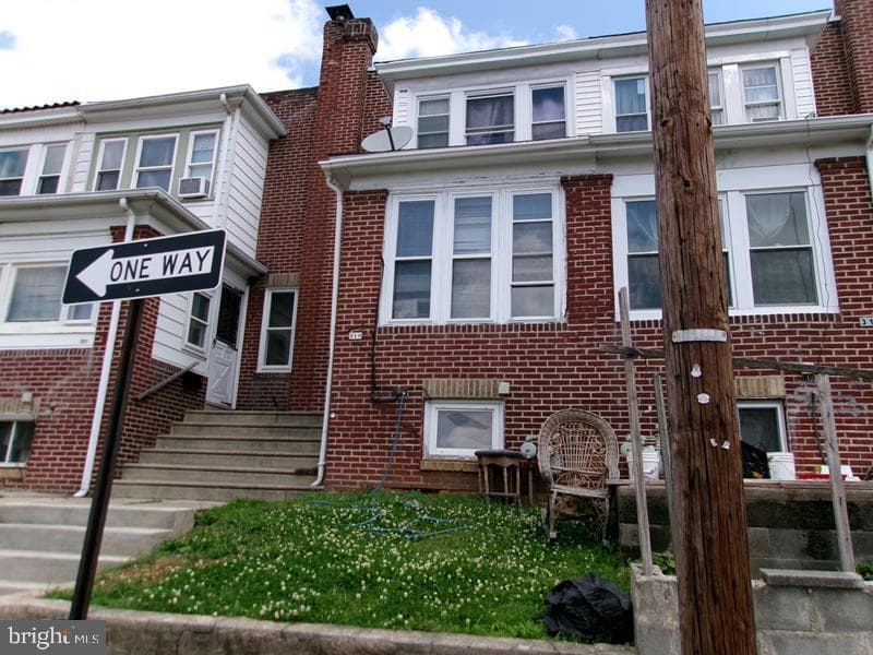 319 Avon Road photo 4