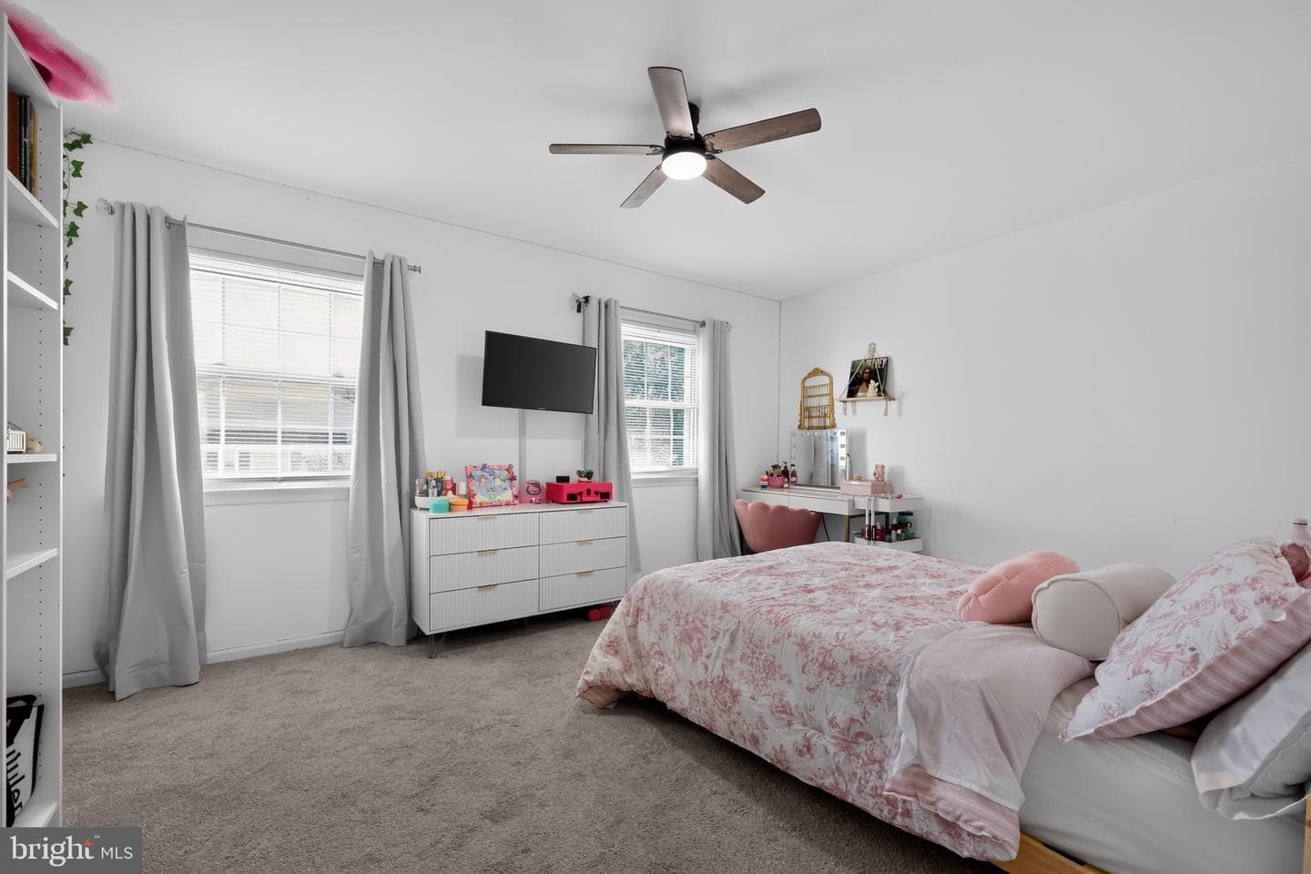 345 Saybrook Lane #152 photo 18