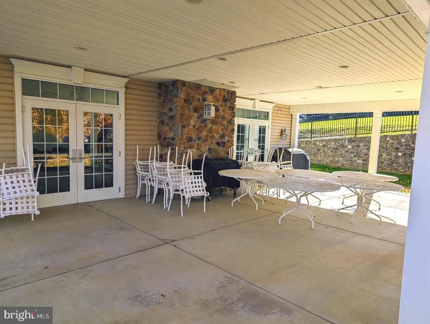 734 Creekside Drive photo 21