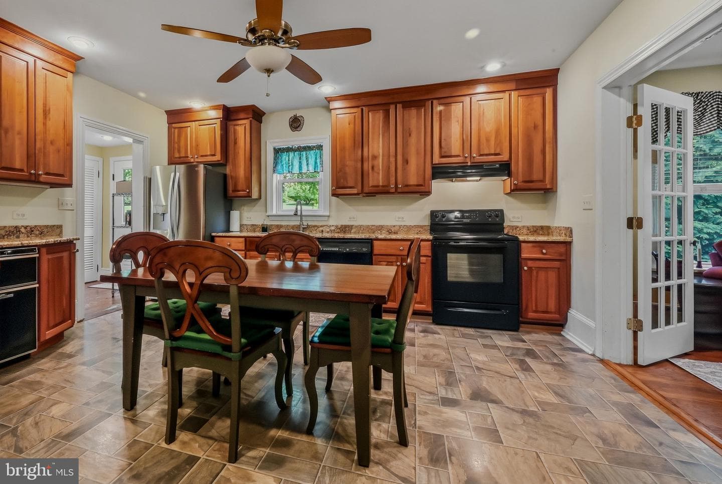 2552 Naamans Creek Road photo 15