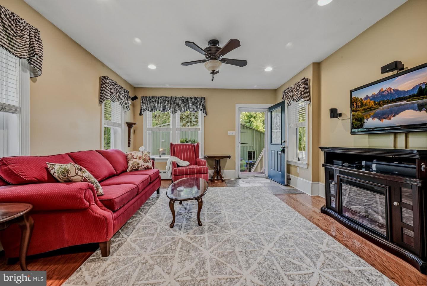 2552 Naamans Creek Road photo 19