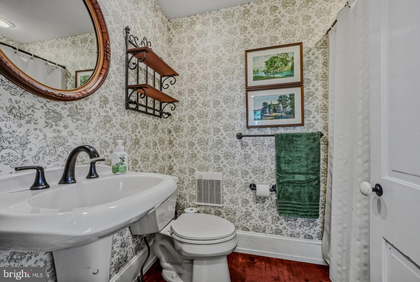 2552 Naamans Creek Road photo 26