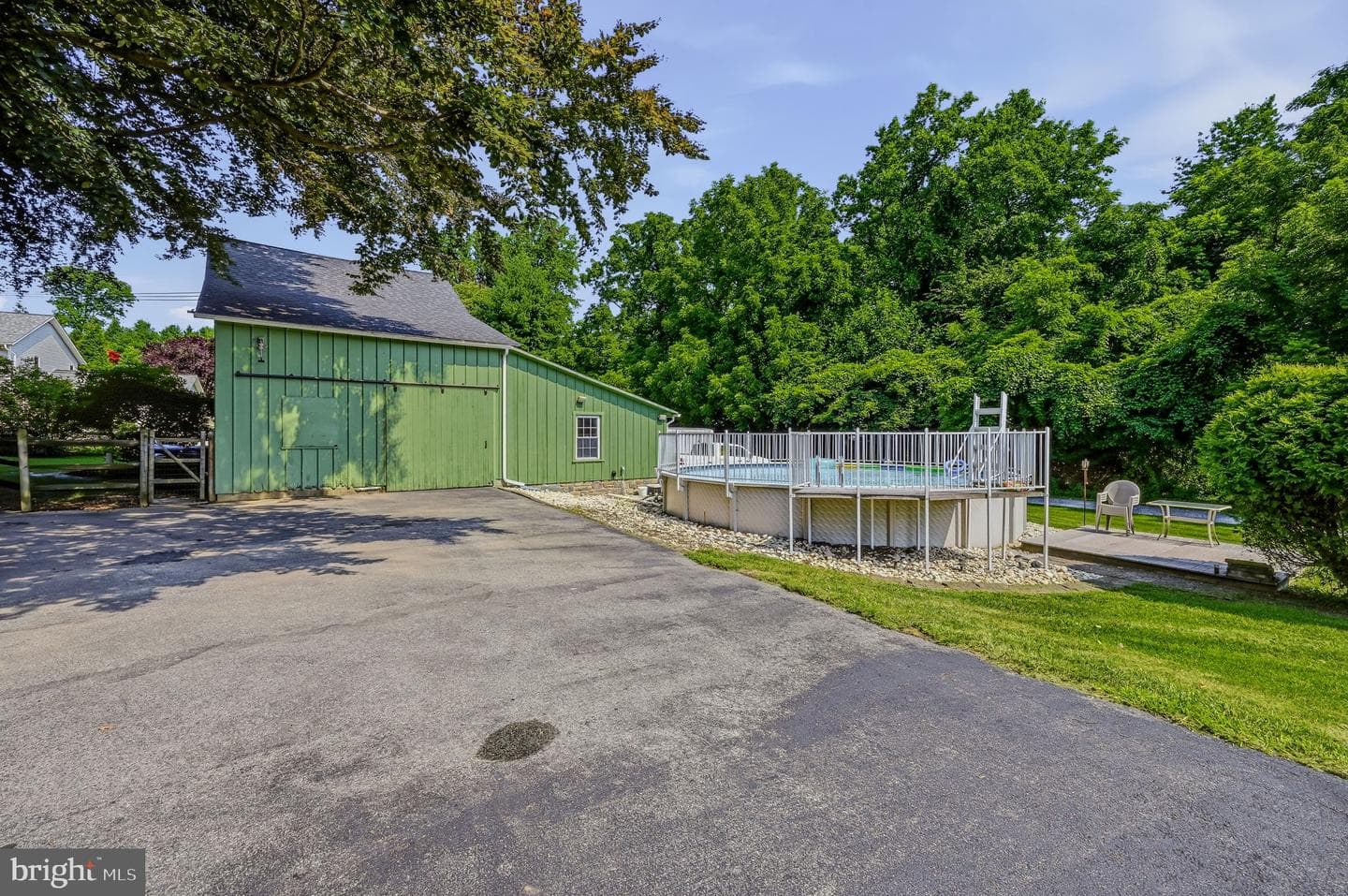 2552 Naamans Creek Road photo 50