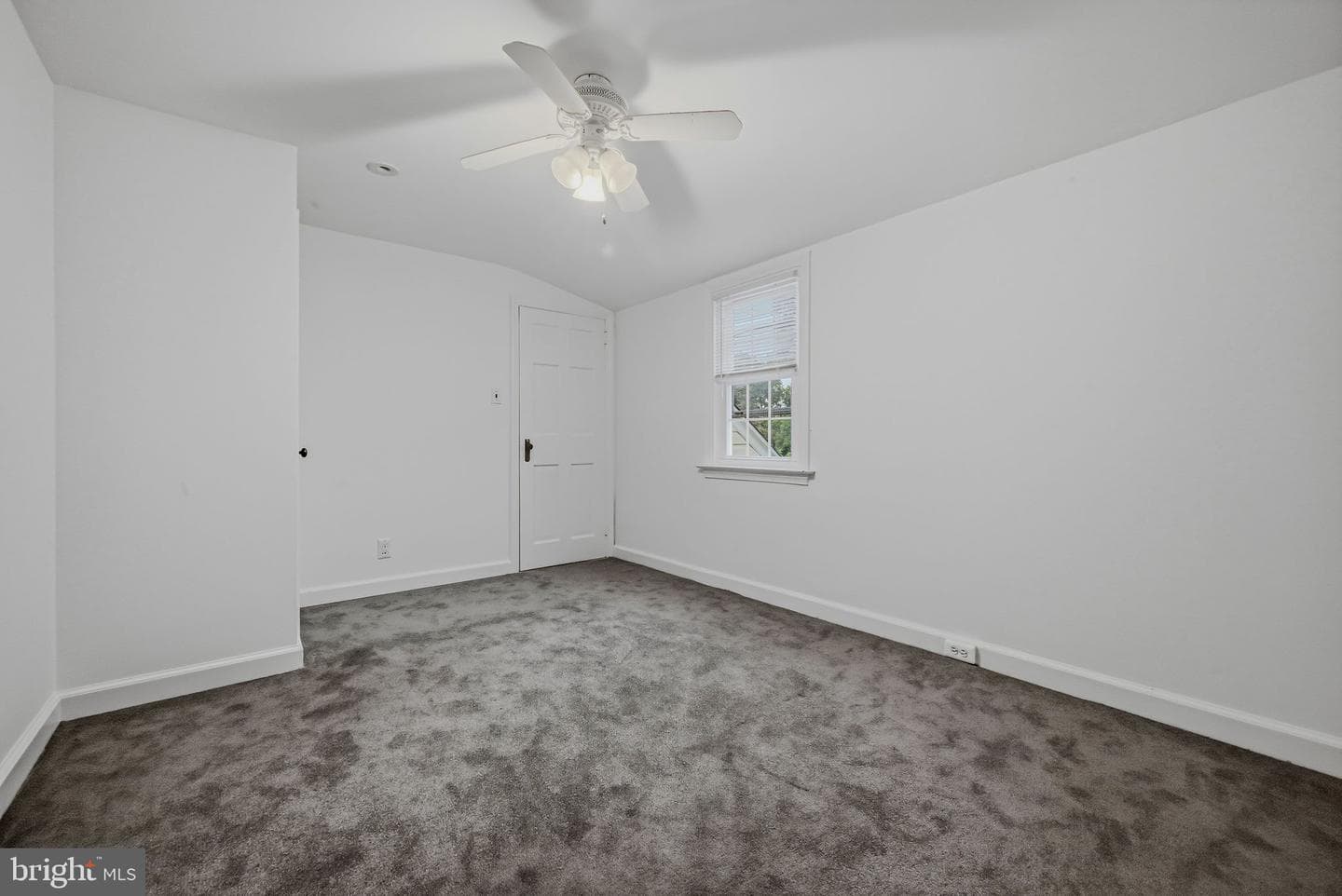 2831 Springfield Road photo 32