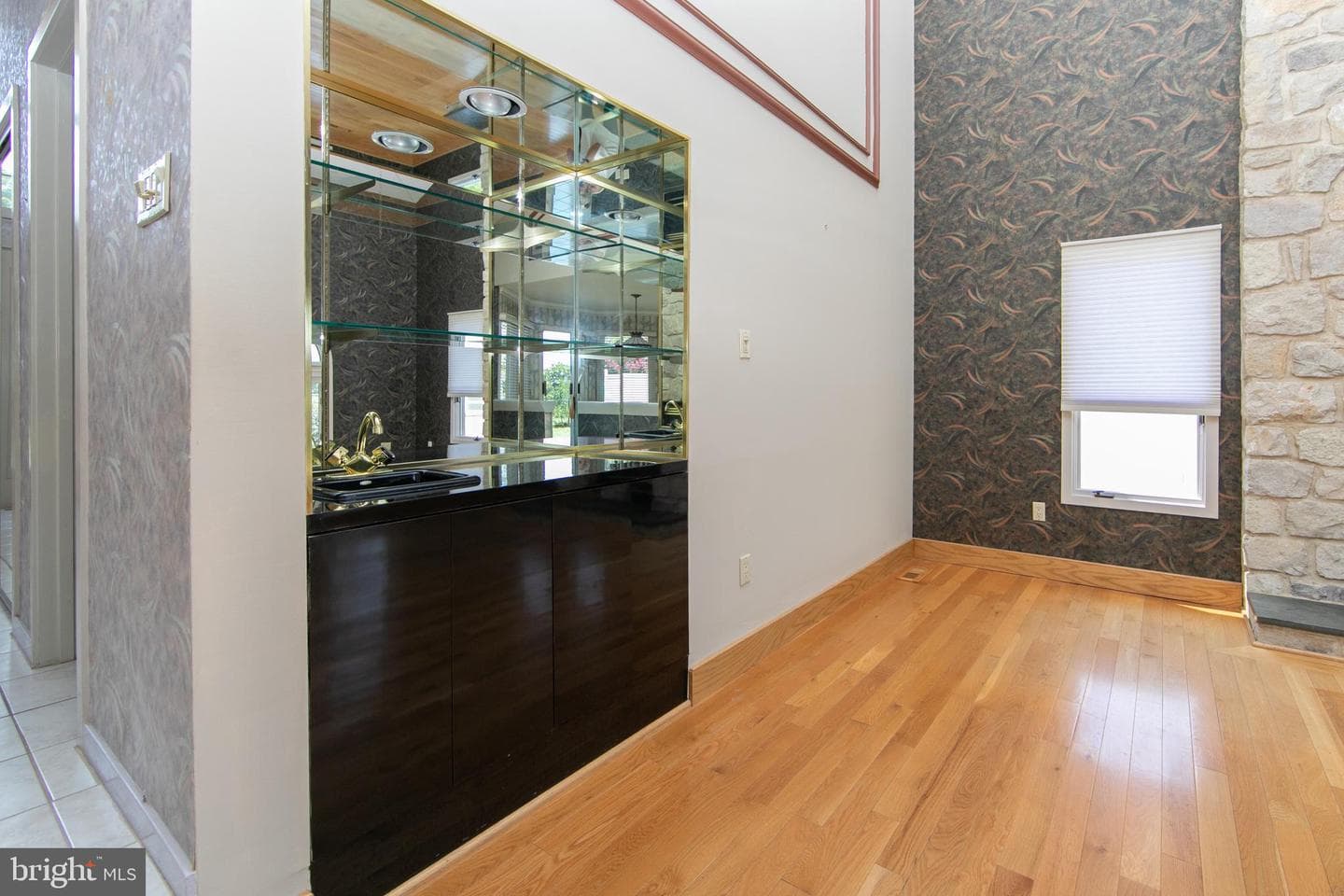 342 Northcroft Road photo 20