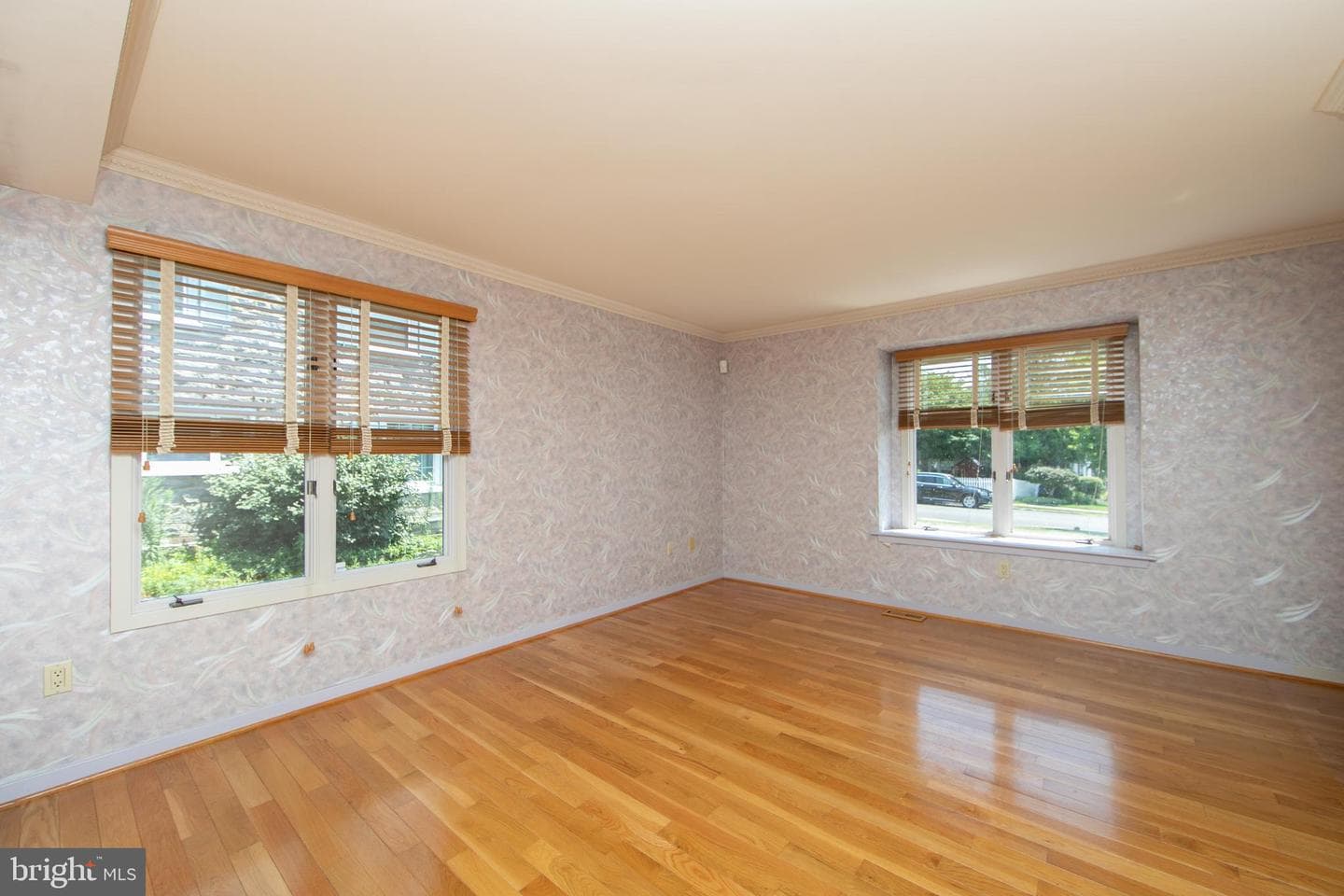 342 Northcroft Road photo 31