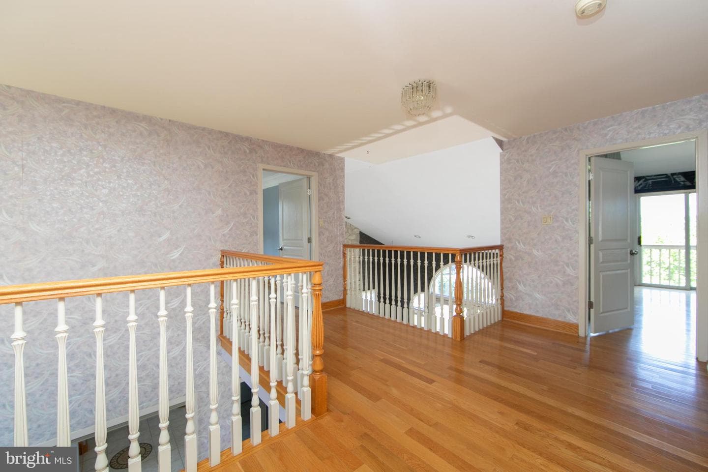 342 Northcroft Road photo 35