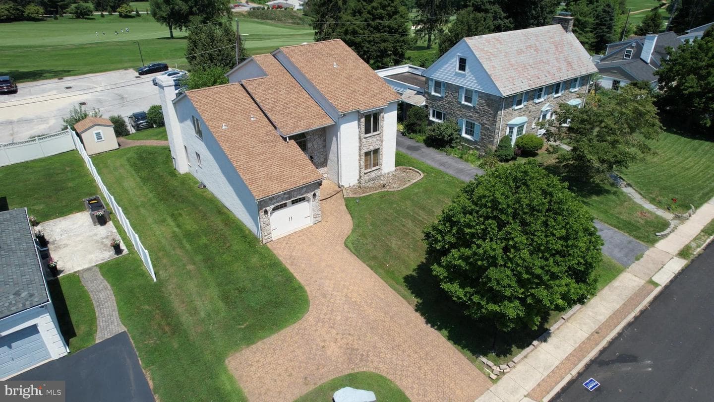 342 Northcroft Road photo 9