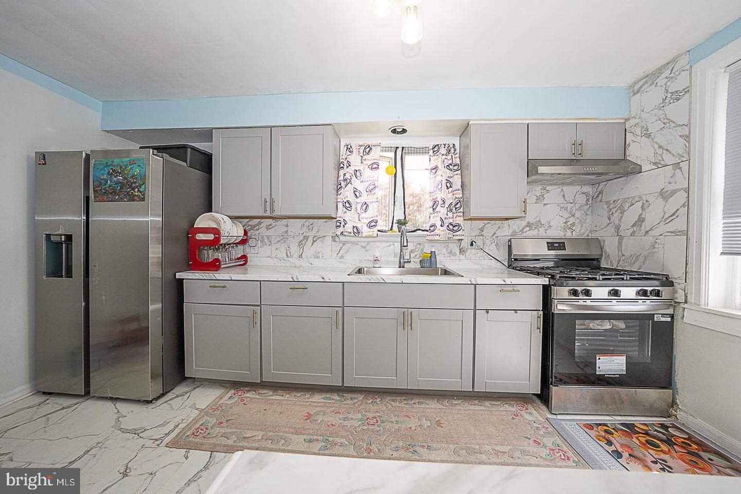 188 E Essex Avenue photo 17