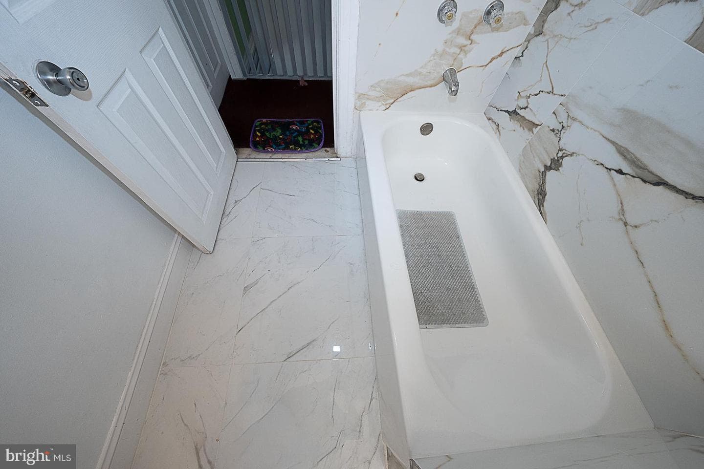 188 E Essex Avenue photo 35