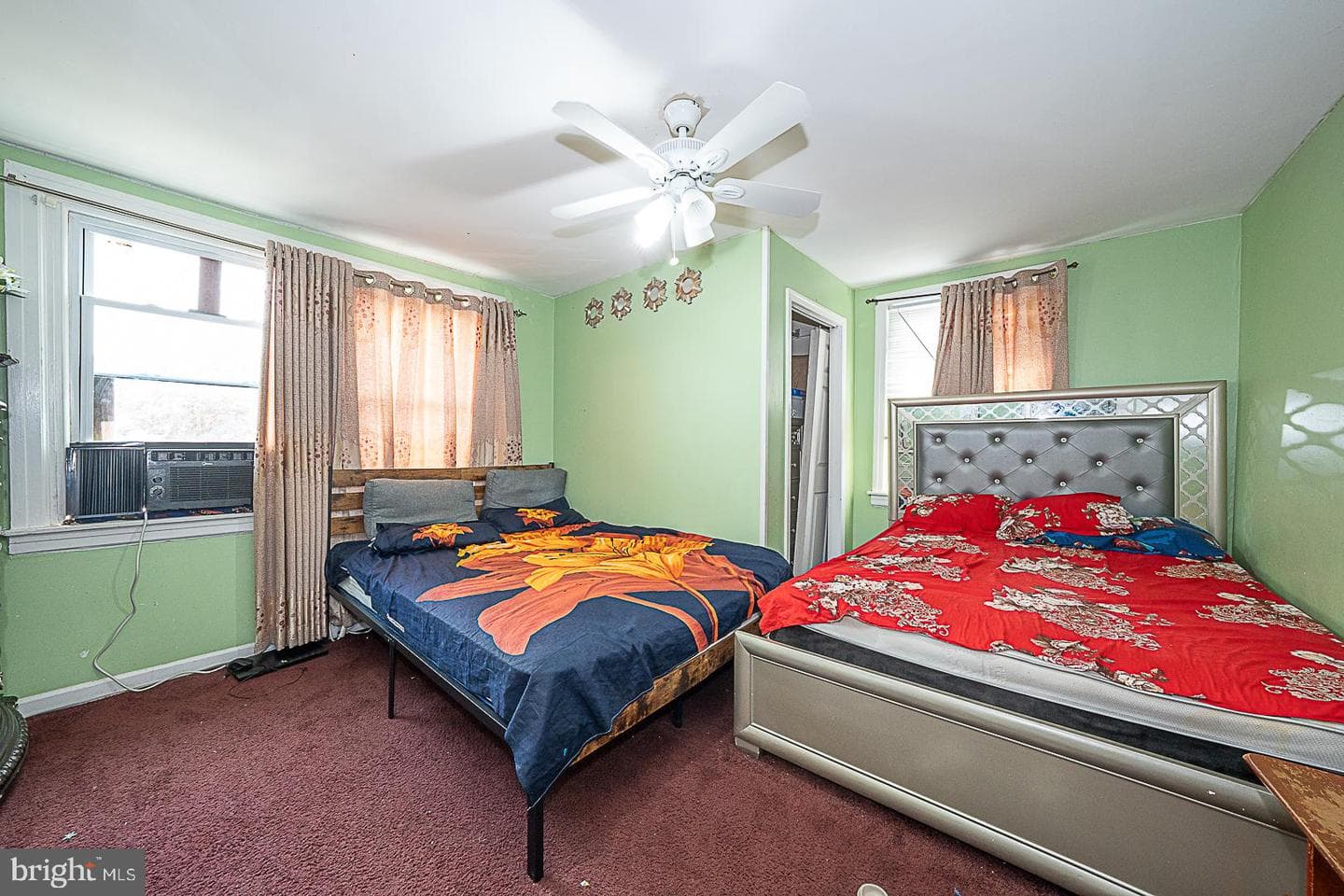 188 E Essex Avenue photo 39