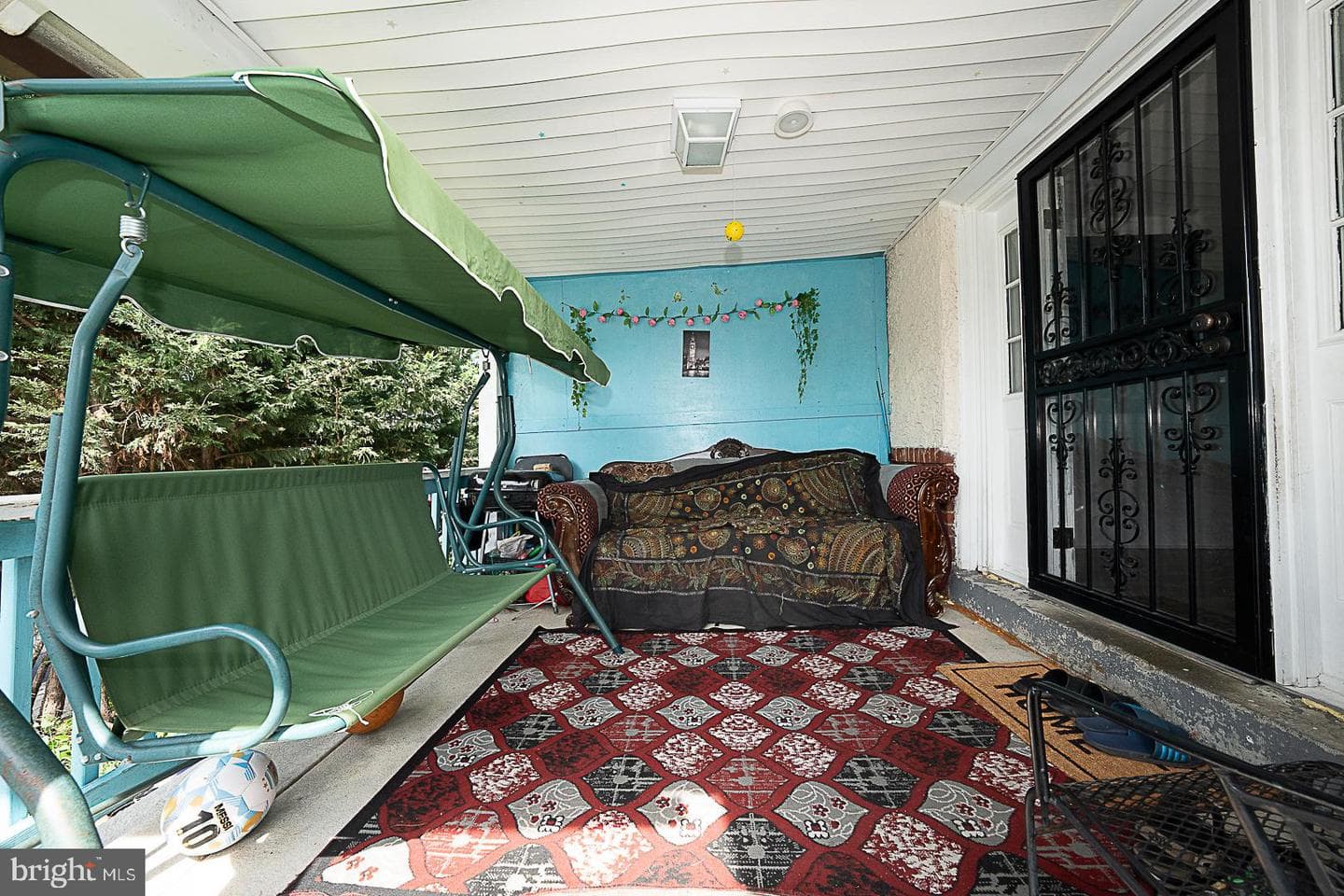 188 E Essex Avenue photo 4