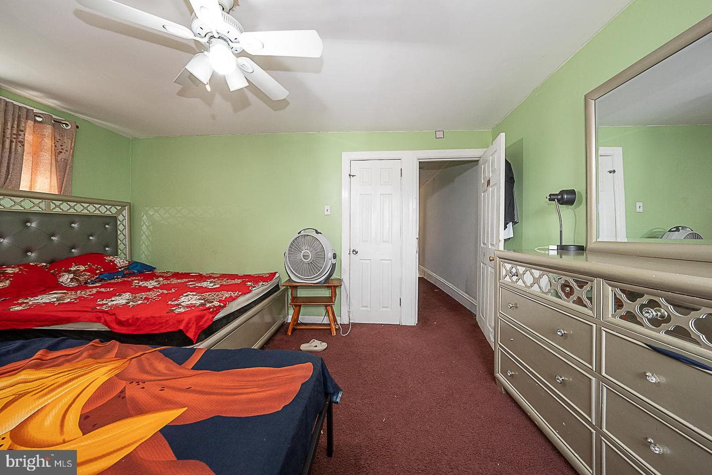 188 E Essex Avenue photo 41