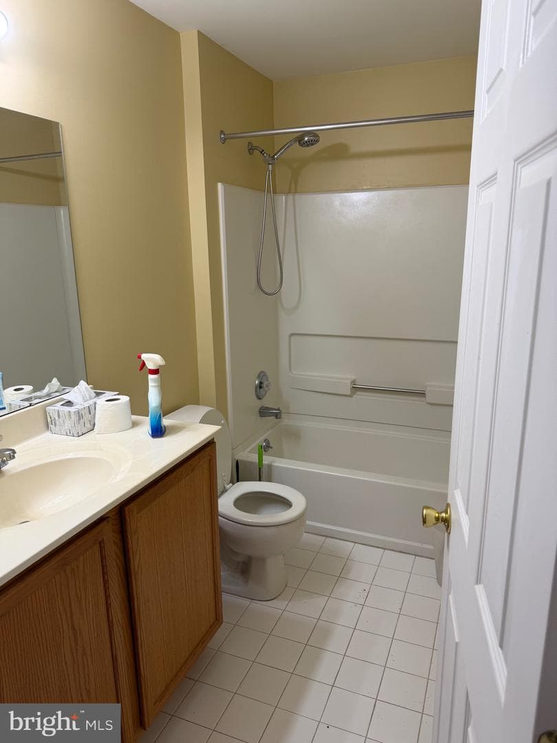 705 Carriage Circle photo 11