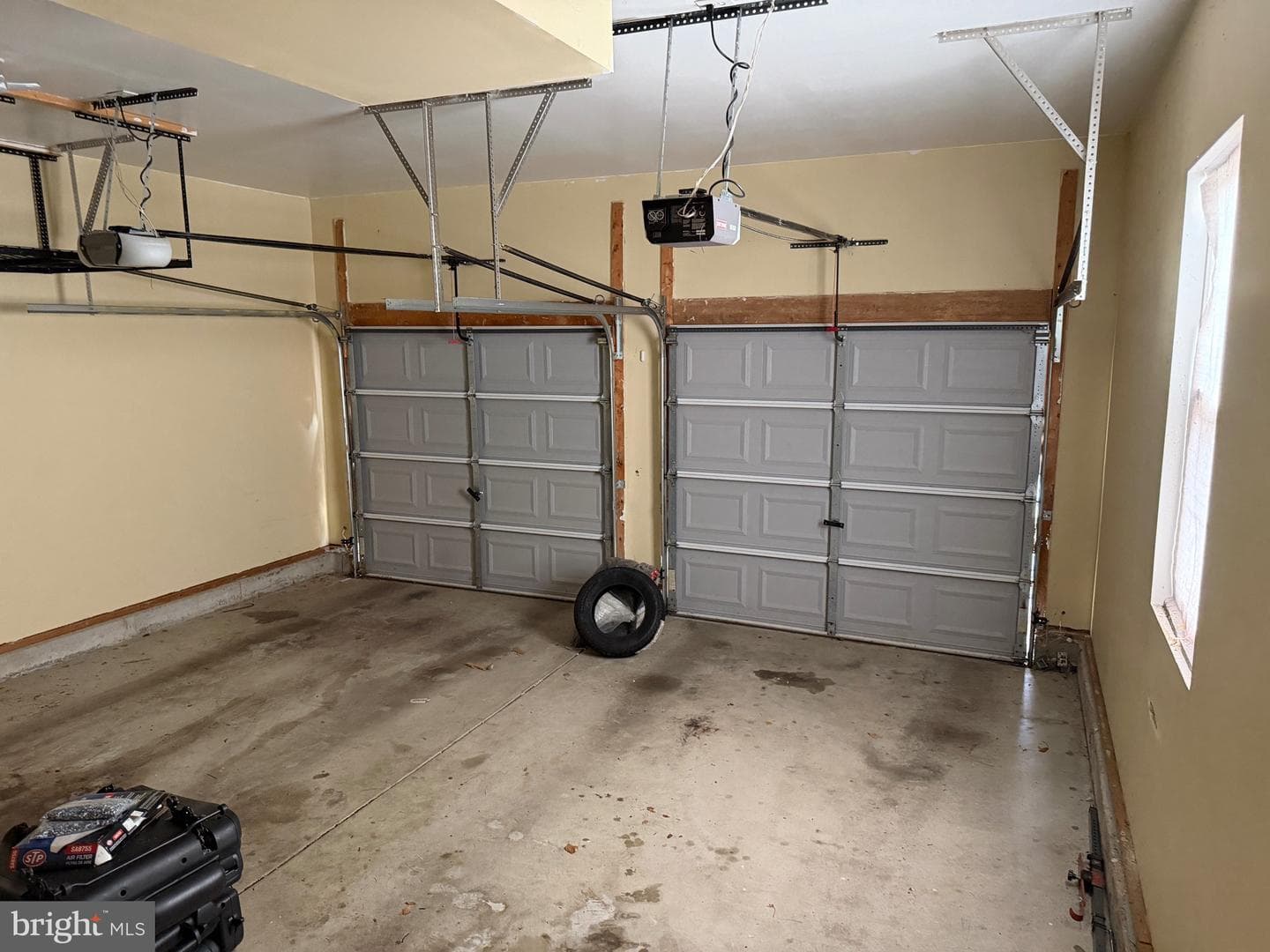 705 Carriage Circle photo 5