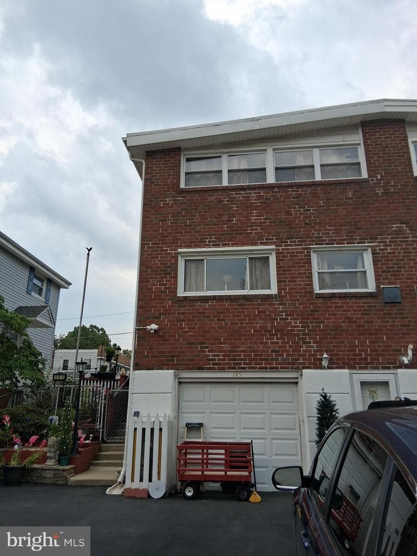 145 Crum Creek Drive photo 1