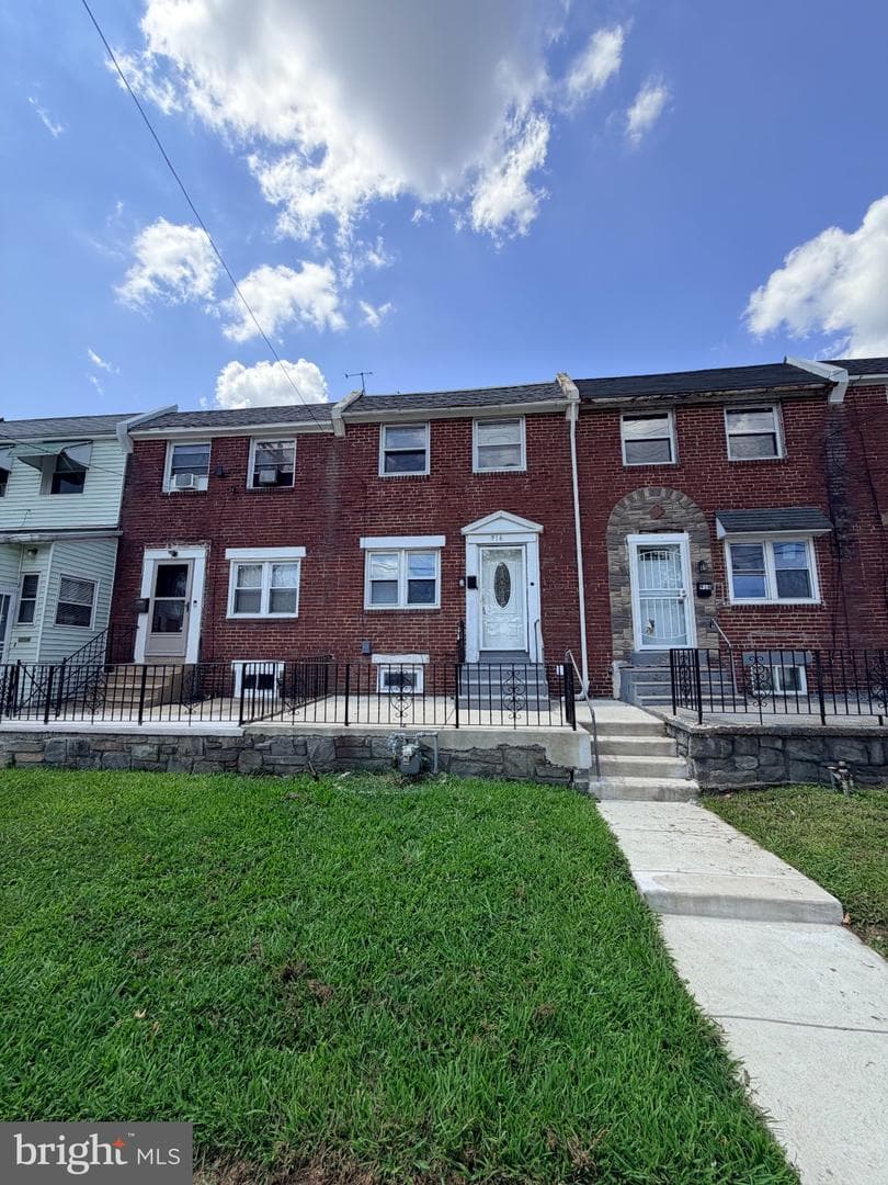 916 Butler Street photo 1