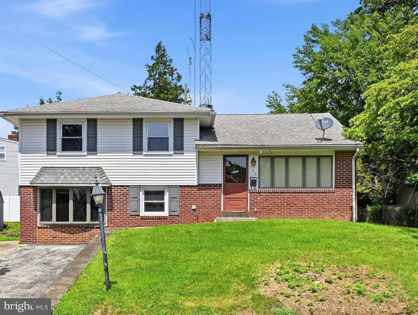 306 N Central Avenue photo 1