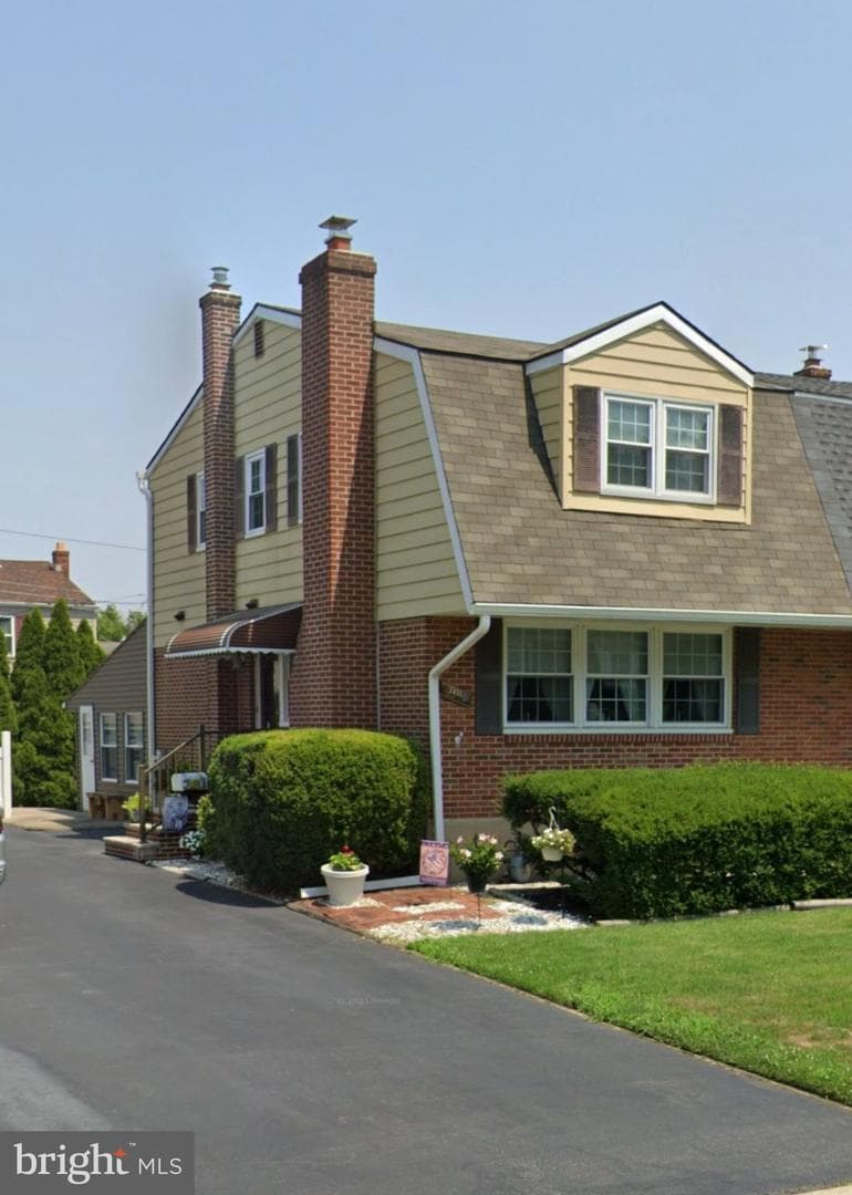 1435 Grace Road photo 1