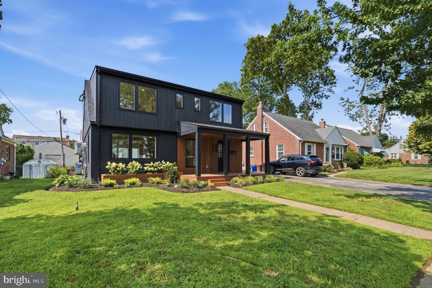 1348 Harrington Road photo 1