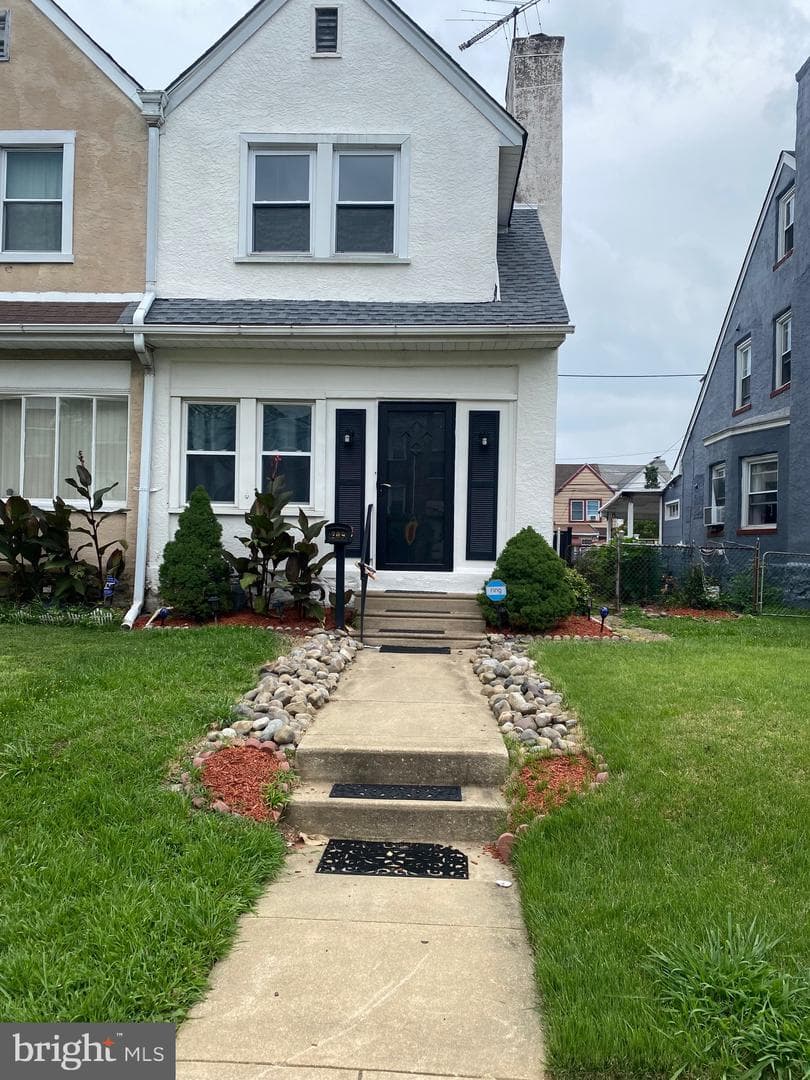 209 N Wycombe Avenue photo 1