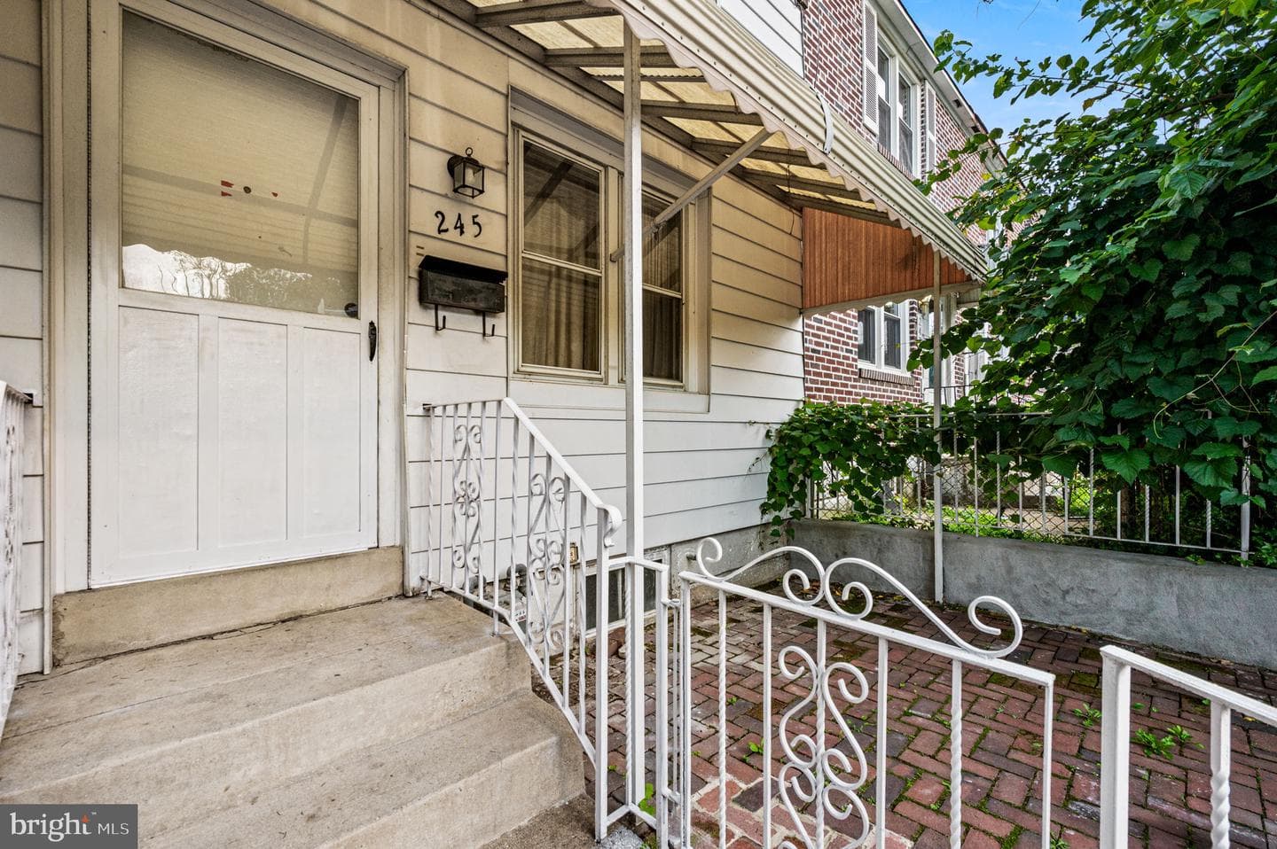 245 W 21st Street photo 1