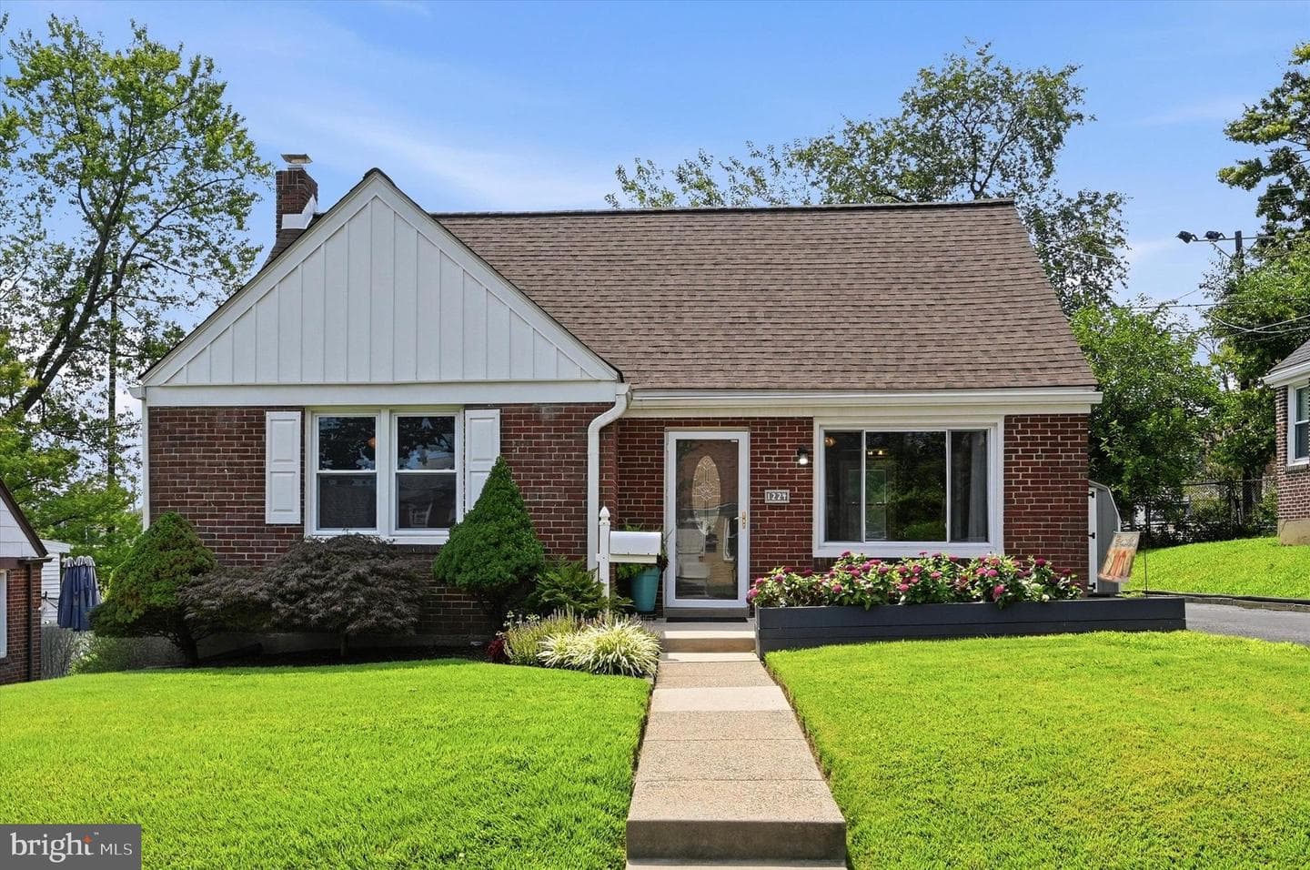 1224 Old Lane photo 1