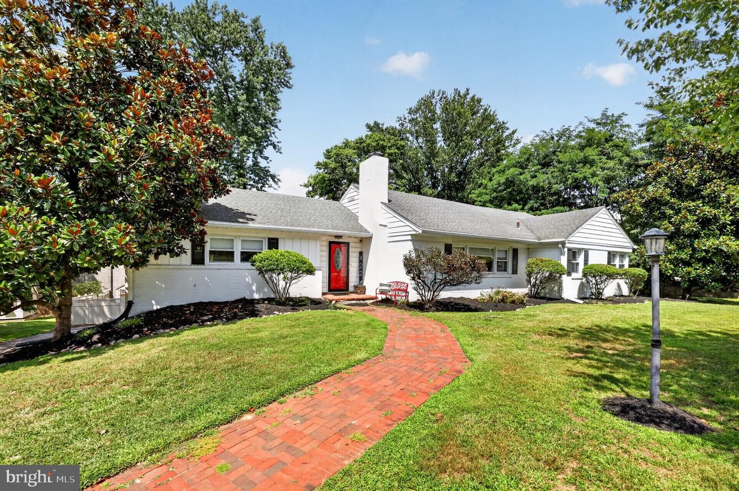 422 Conard Drive photo 1