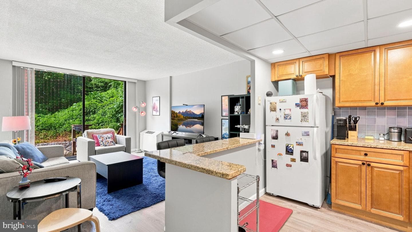 801 Yale Avenue #101 photo 1