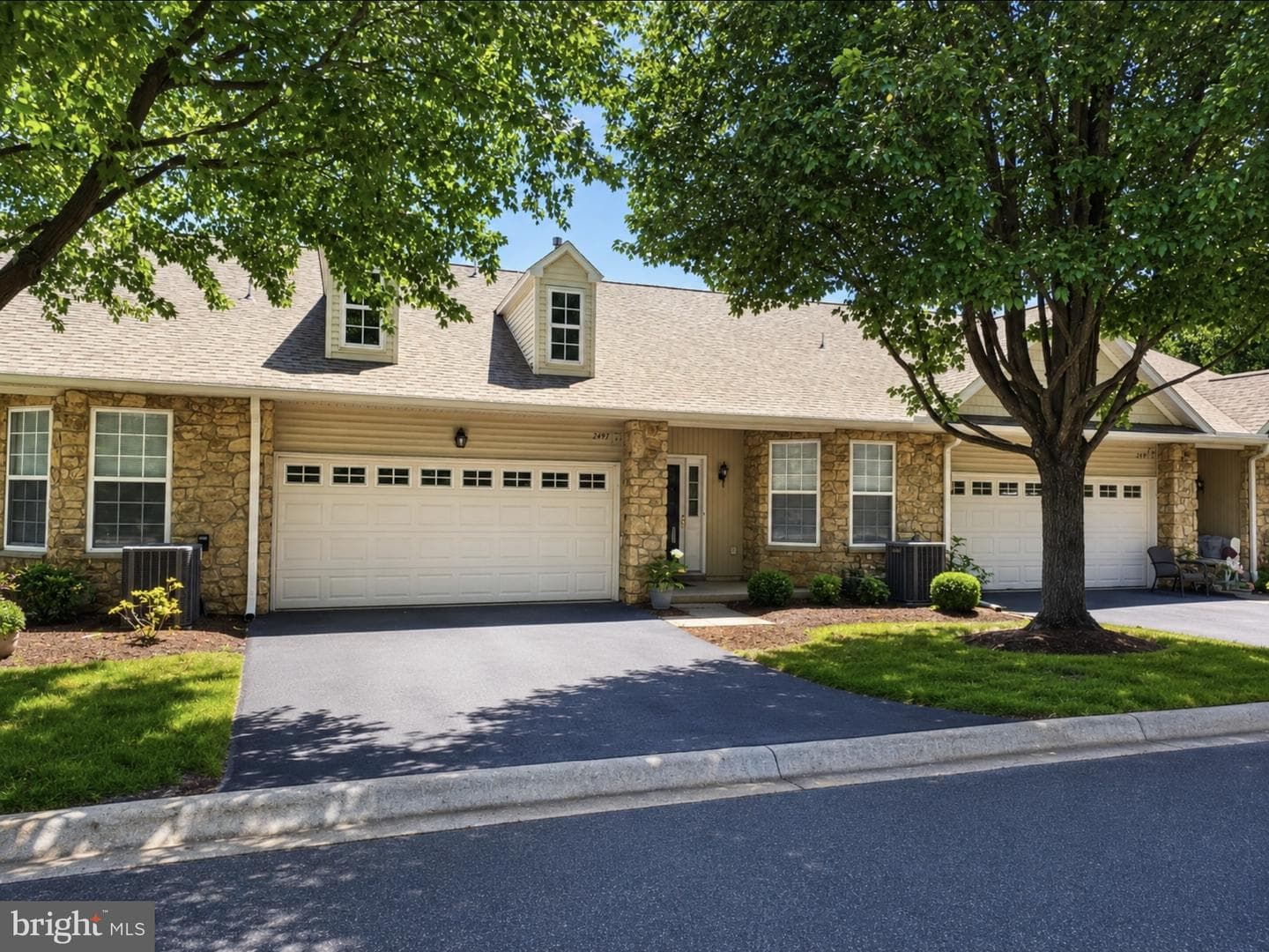 1497 Country Club Drive photo 1