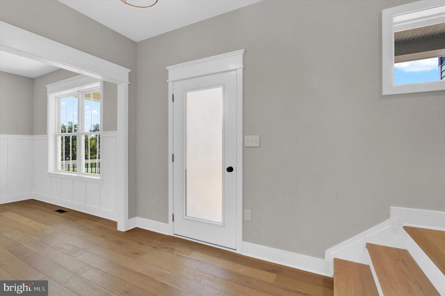 8457 Capri Court photo 5