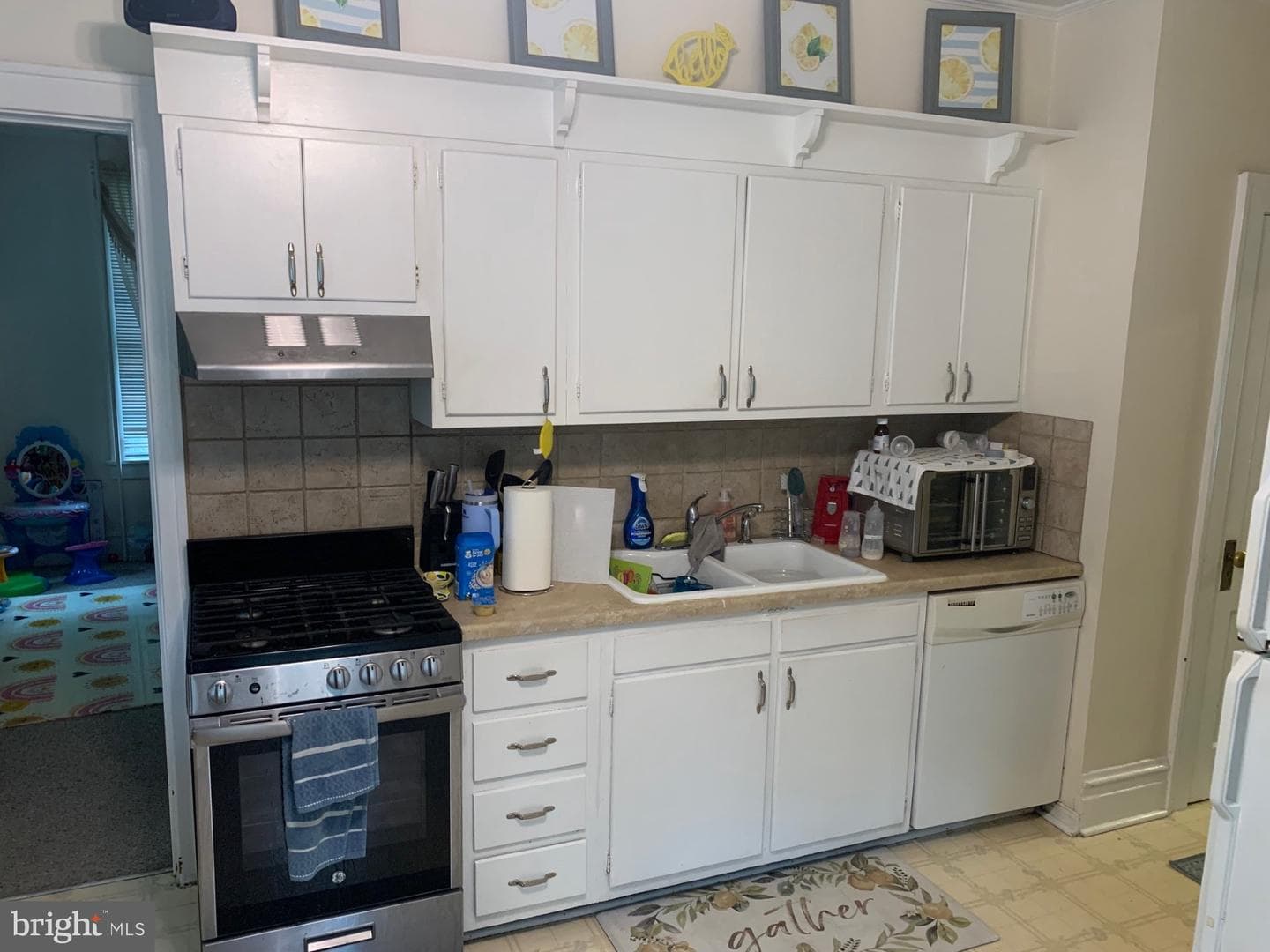 1328 Edgar Avenue photo 8