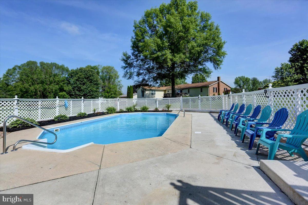 4631 Church Road photo 43