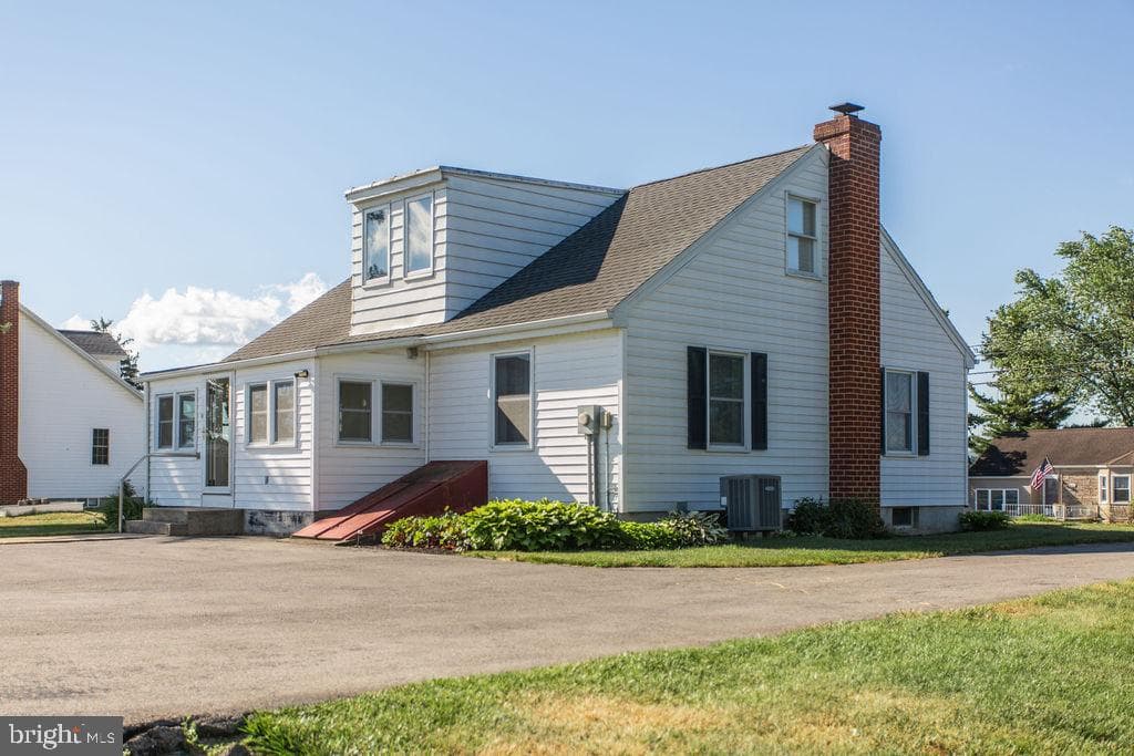 1581 Orrstown Road photo 15
