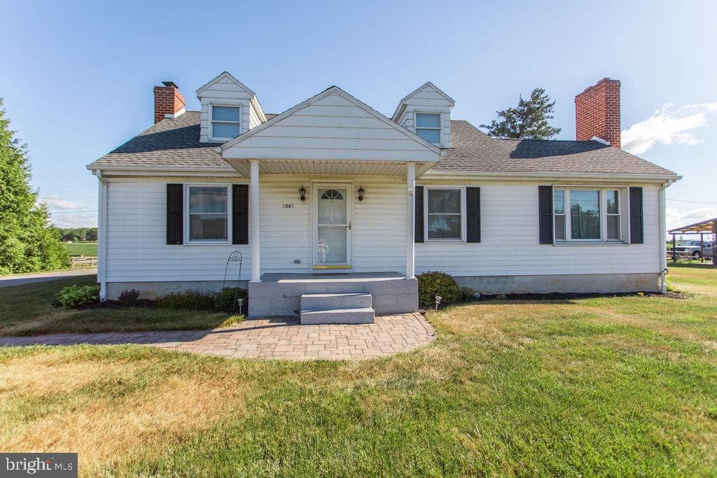 1581 Orrstown Road photo 4