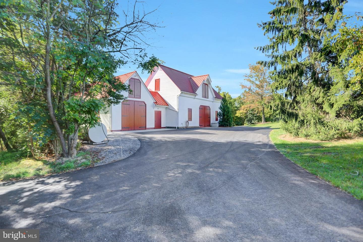 373 Craig Road photo 46