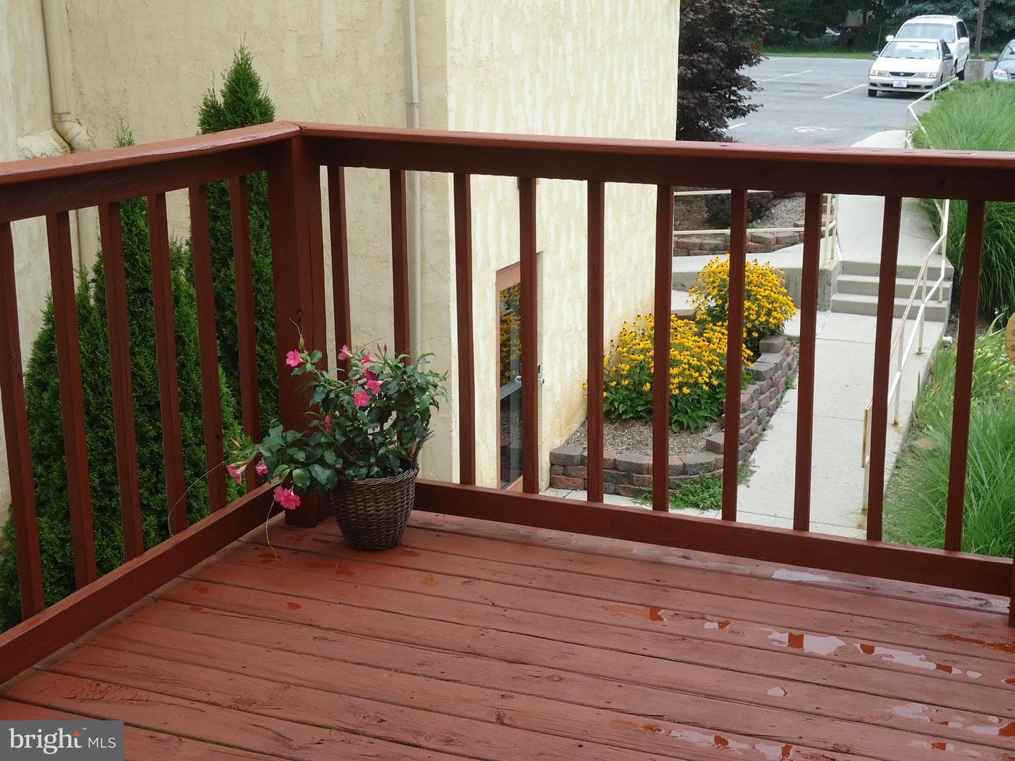103 Hamilton Avenue photo 2